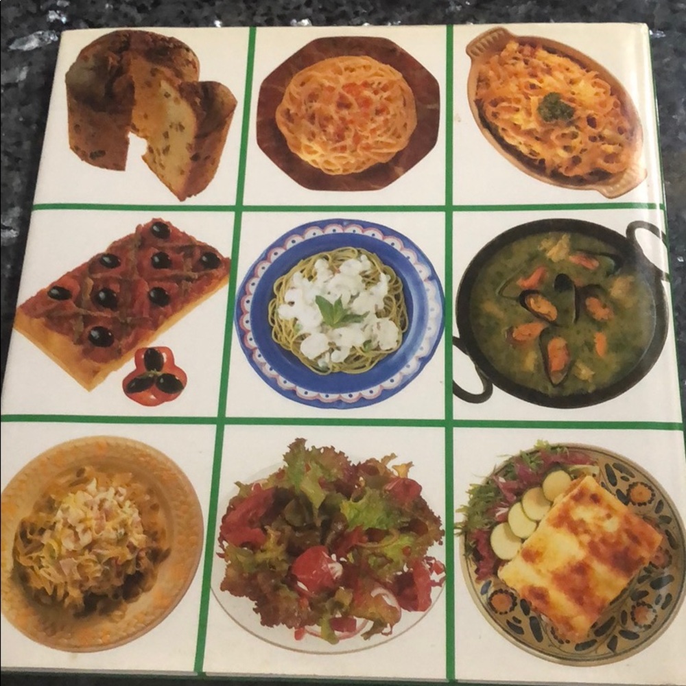 The Book of Italian Cooking🤑 - Picture 2 of 9
